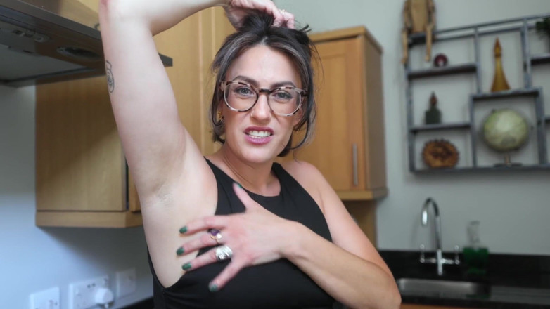 Countess diamond: Your Domme Roommate's Sweaty Armpits