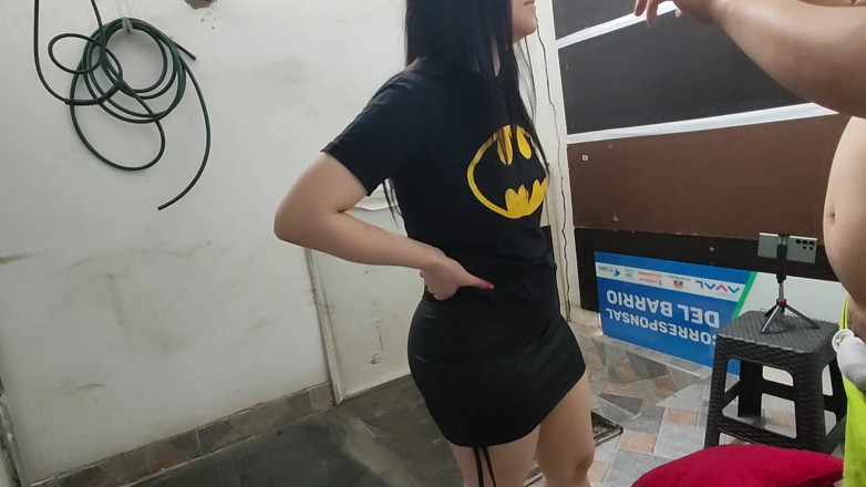 Crisanto999: 我的哥伦比亚继兄Estefani正在寻找我去任何地方做爱