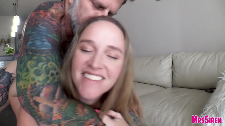 Siren XXX Studios: Tattooed stud fucks chubby wife