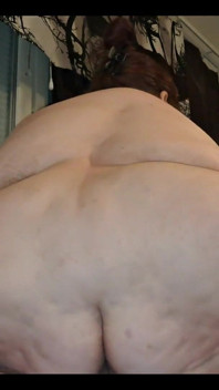 Difficile de trouver un point humide dans la chatte d’une SSBBW, partie 2
