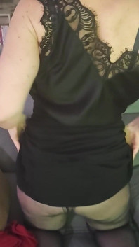 Você gosta da minha puta safada da milf