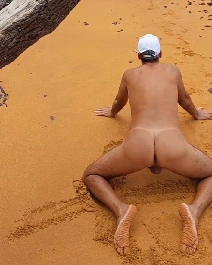Ladysilvas: Ladysilva Curul meu sexy bronzat cu un semn pe plajă...