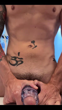 I Love Cumming While I Use My Toy