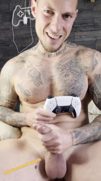 Ps5 Is Bored so I Decided to Play with My Big Cock