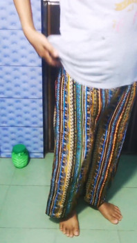 Washroom Tunjukkan Tubuh Saya