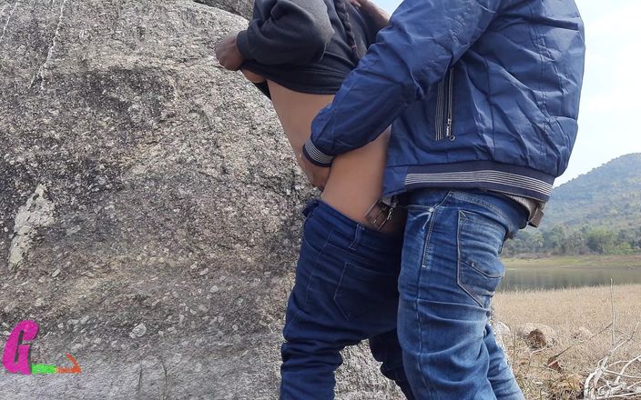Girl next hot: Indian couple sex at river side outdoor