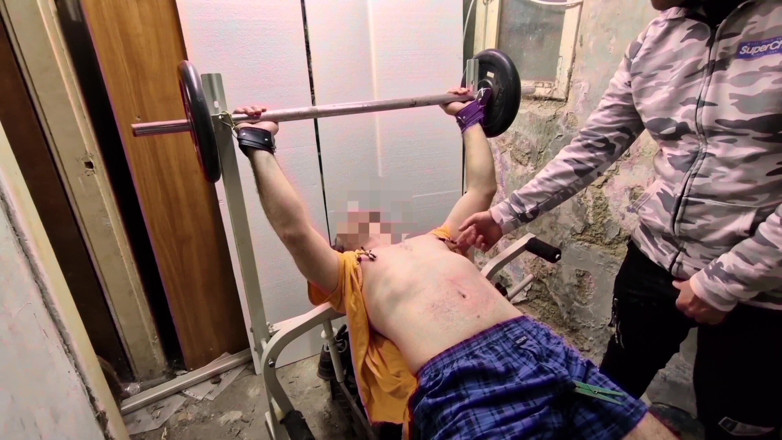 Skaterguy: Bench Press