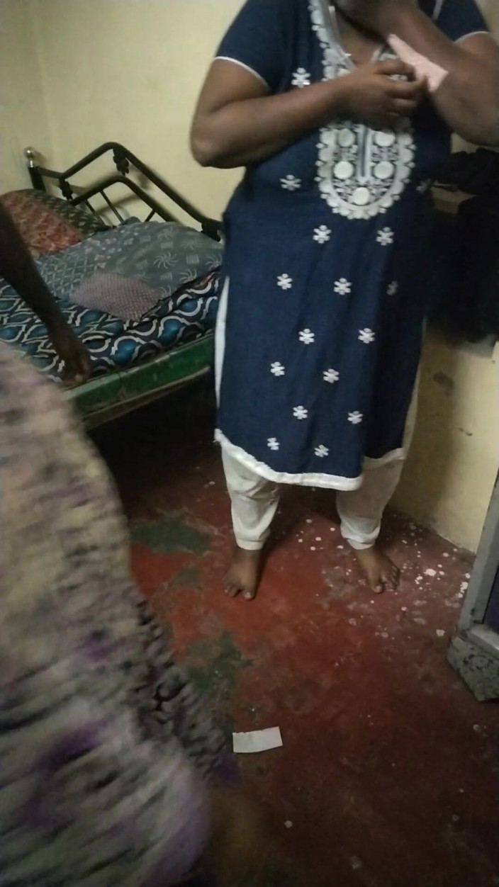 Benita sweety: 더티 토크 핫한 드레스 입고