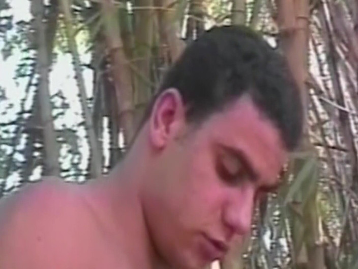 SEXUAL SIN GAY: Adegan cewek gay 4_latino latina dientot habis-habisan di pedesaan sampai dicrot...