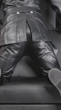 VK Leather Worship