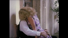 Vintage megastore: 她在做爱之前先勾引他的老公