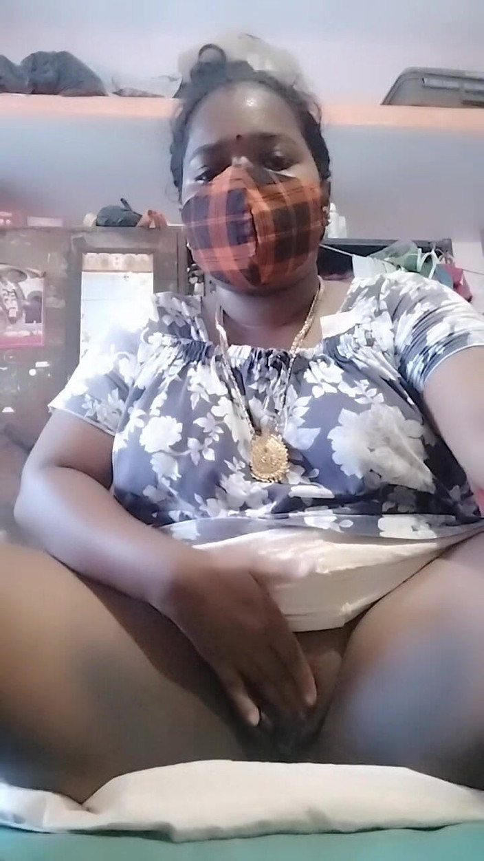 Desi World: Gaajiタミル人妻の淫語とオイルマッサージ