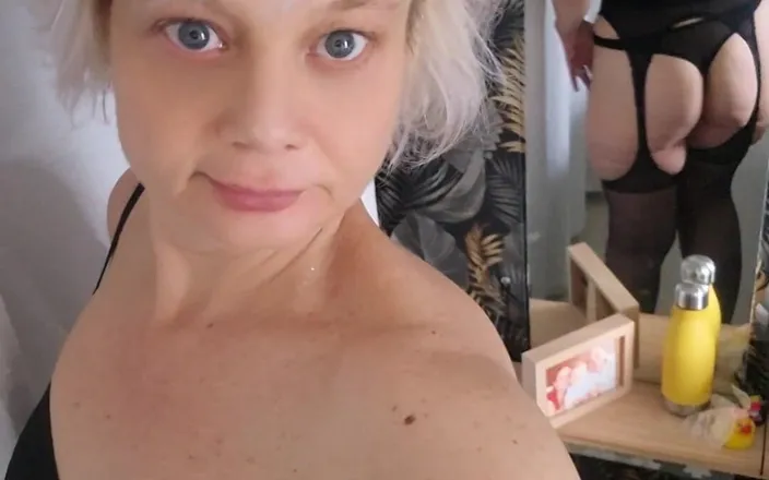 Sofy13: You Come Join Me in My Room
