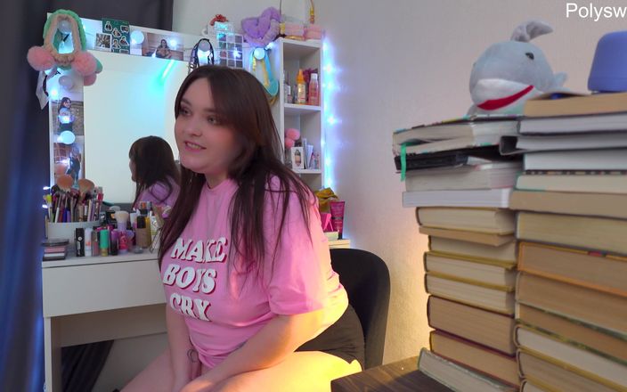 Polly Sweet: Rysk skådespelerska skjuter Solo Backstage Video