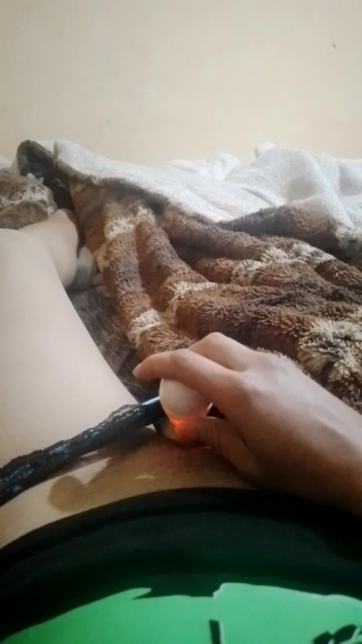 Moon bonny: Masturbation