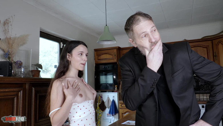 MMM100: Foda-se na cozinha com a deliciosa menina espanhola Ohana Petite