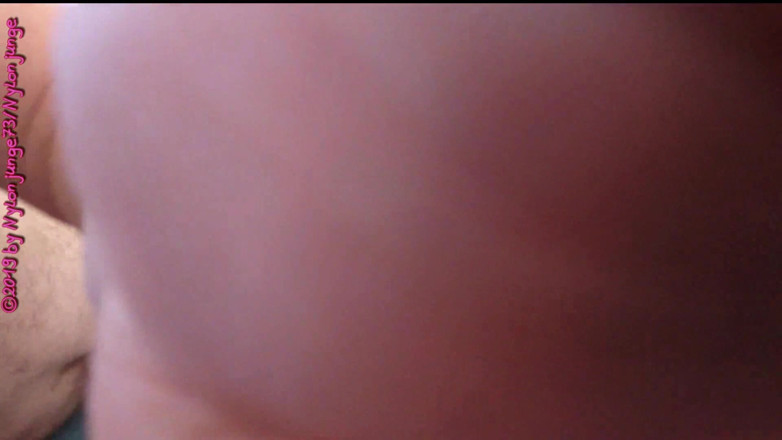 Nylonjunge: Bi date in collant - parte 1 ** Taglio regista **