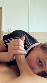 Mia Pixie - je donne à mon coach exactement ce qu’il veut pour garder ma place