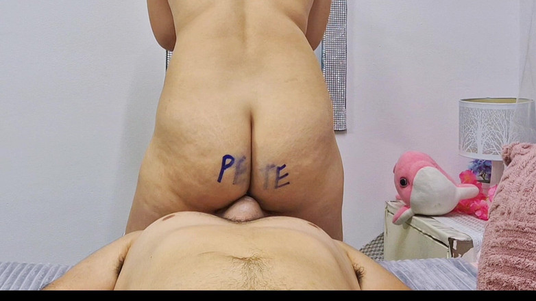 Tina and edward: Ein guter handjob zum schluss