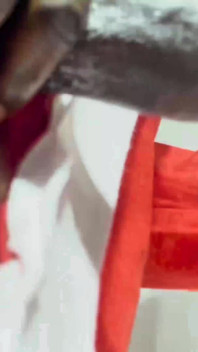 Cavalca la cowgirl di babbo natale e le ha dato una bella scopata a pecorina come regalo di Natale