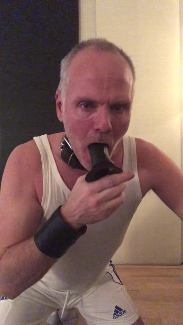 Exhibitionslutty: Eu, cavalgar e chupar vibrador - solo