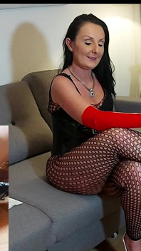 Lateks Ayaklarım Senin Göt Deliğinin Derinliklerinde