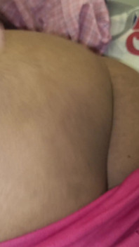 Schoolmeisje deelde bed met stiefvader