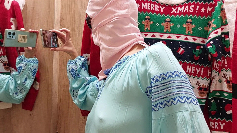 Amateur_MS: Amateur vrouw harige kut grote tieten grote tepels grote kont....