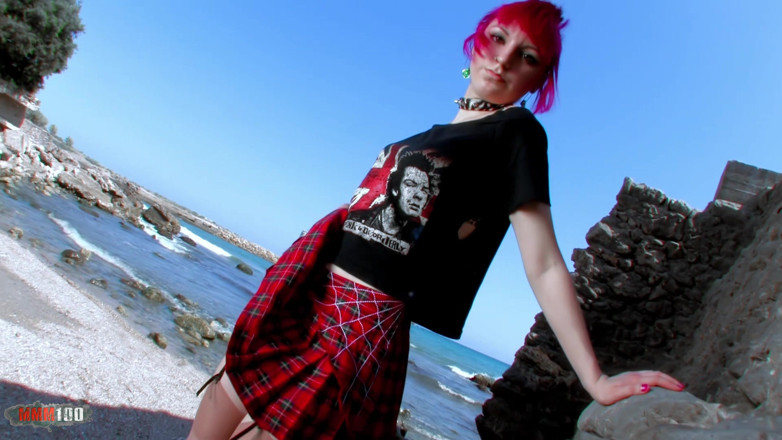 MMM100 Solo: Lola Punk: geweldige roodharige tiener Lola Punk doet een strip...