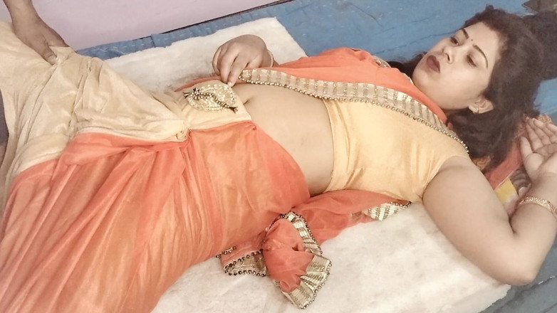 Mamta Bharti: 내 마누라를 빨아... 그리고 합류
