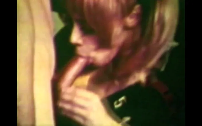 Vintage megastore: Sloppy college girl