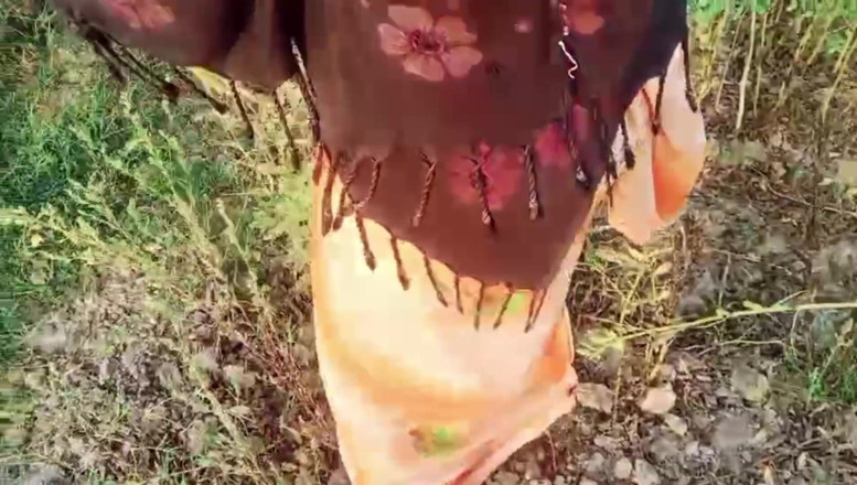 Bk Vlogs: Desi bhabhi wurde während der arbeit auf dem feld gefickt