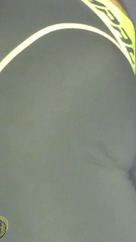 Je chevauche mon gode de 10 pouces en baisant profondément !