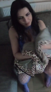 Milfycalla se fait facefucker et jouit sur ma veste pour chatte brillante Linner 166