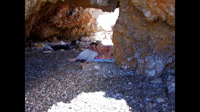 Adultwhisper: Non è stata una ottima idea andare in spiaggia da soli...