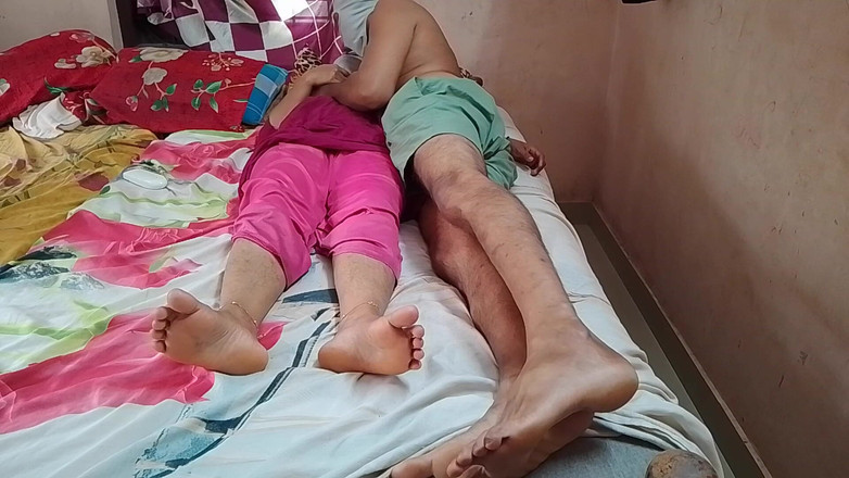 Skydreem1104: 印度喀拉拉邦女孩与丈夫发生性关系