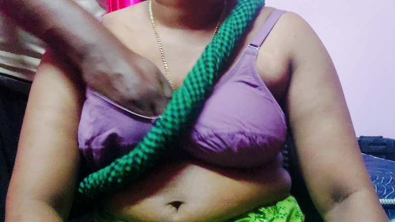 Desi Mohini: Desi stieftante sex mit dem stiefbruer des ehemanns