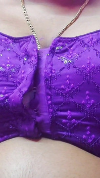 Zoya Bhabhi прелюдия с ее Devar, индийское порно дези