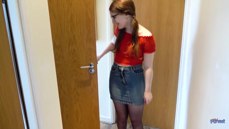 Nerd Pervert: Victoria Hurley - prof suceuse de bites