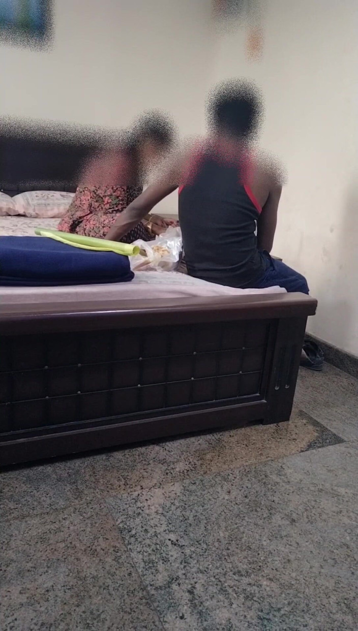 Tamil lesbian: Discussione su riprese e sesso