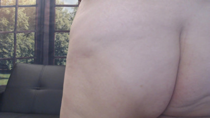 Abby Anna: Chubby ass shake jiggle bounce