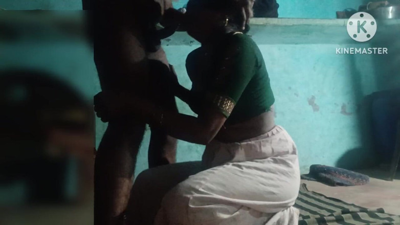 Sexyhousewife99: Village Bhabi Face Futai Jor Jor Se Muh Me Pani...