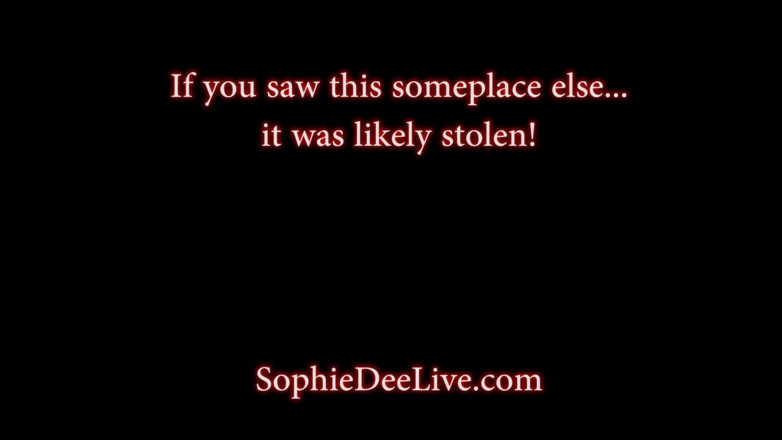 Sophie Dee: Sophie Dee трахает пальцами ее щель и трахает твою бывшую!