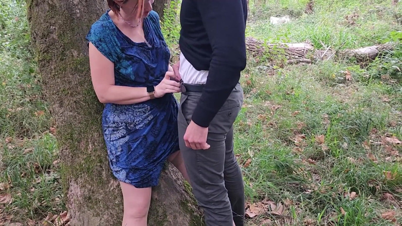 Sexymarghot: Exhib 大自然变成了一个热辣的三人行