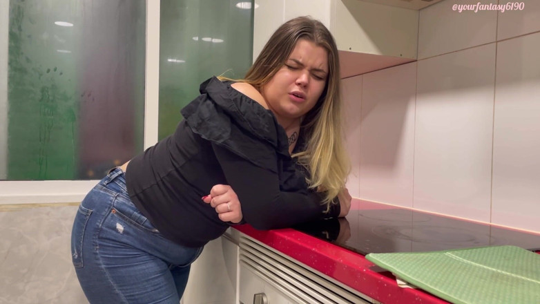Your fantasy studio: Farting in jeans and face expressions