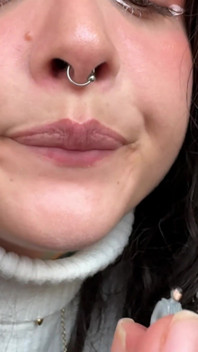 Delizioso Profumo Di Cazzo Con Minuscoli Umani Nel Mio Prepuzio