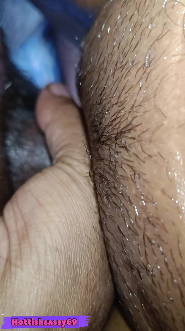 Hottishsassy69: 印度肮脏的时髦性爱被巨大的鸡巴和男人利用旧的搭讪计划插入印度女孩湿润的阴户