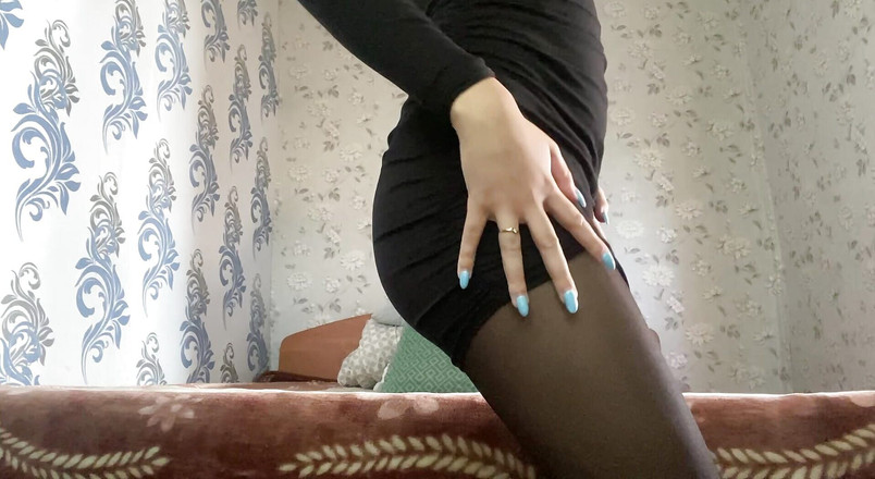 Alexa Holly: 撸管在我的连裤袜里撸管