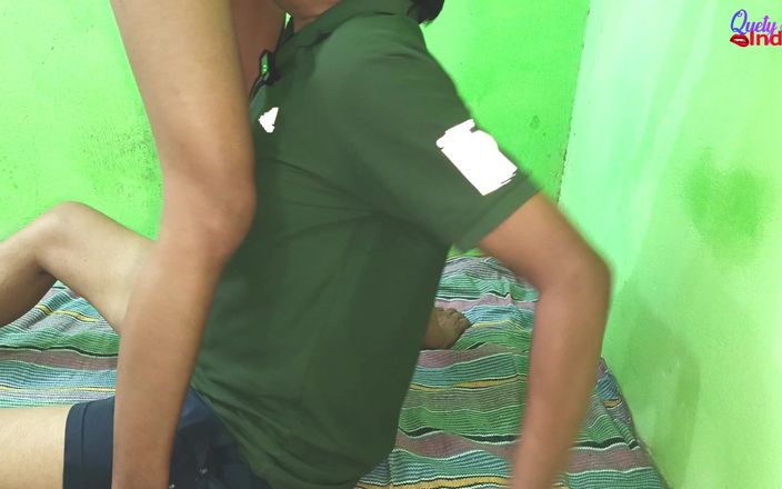 Sir: Une étudiante de 18 ans réelle indienne vierge aux seins et à la...