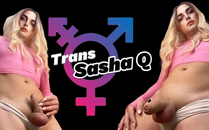 Sasha Q: Trans s malými kozami masturbuje na záchodě